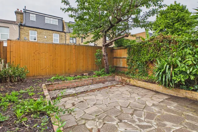 Photo 3 — Tooting, London, SW17 0EQ