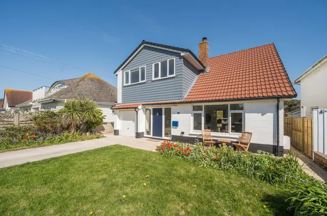 Marine Drive West, West Wittering, PO20, photo 2