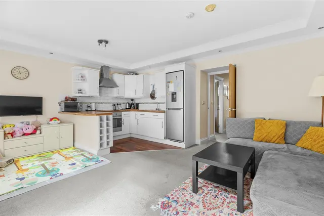 London Road, High Wycombe, HP11, photo 3