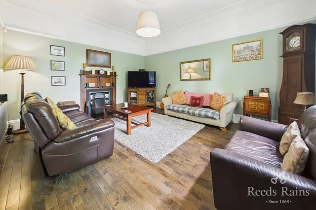 Chester Road, Halifax, HX3, photo 1