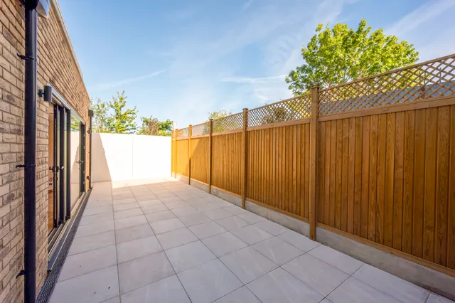Photo 2 — Flat 2, Navy Rose Apartments, Morden