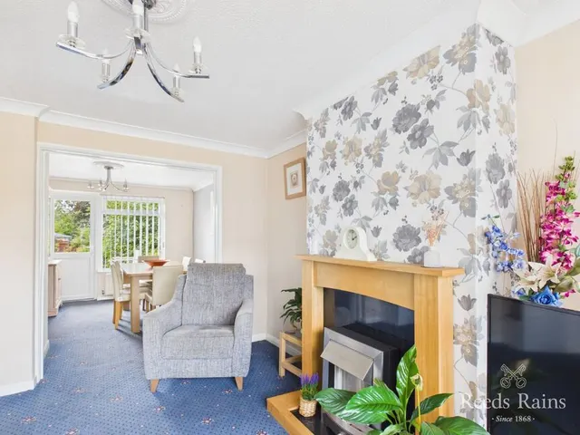 Photo 3 — Hallgarth Close, Middlesbrough, North Yorkshire, TS5