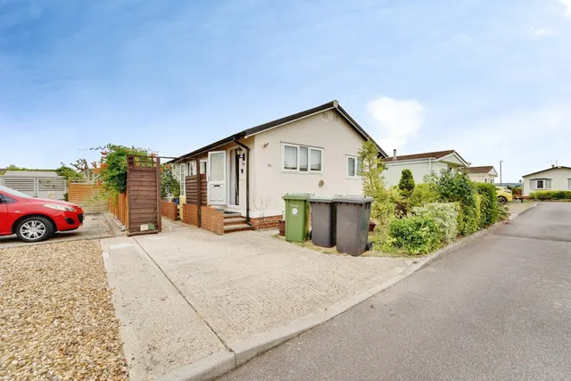 Lodge Road, Cranfield, Bedford, photo 1
