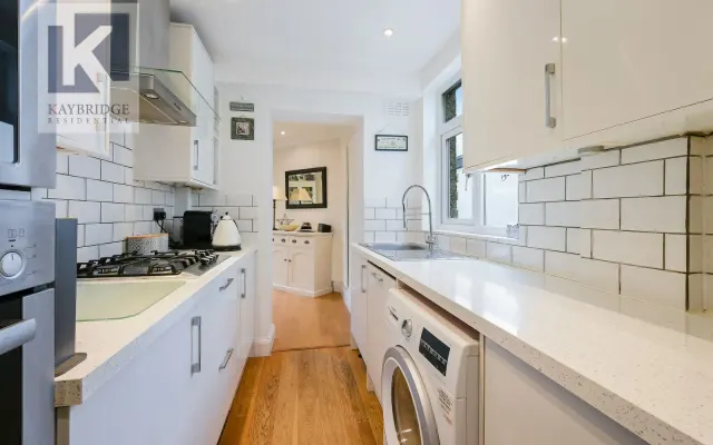 Photo 3 — Willow Way, Epsom, KT19