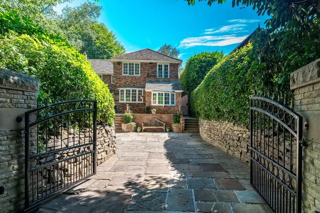 Wilmslow Park South, Wilmslow, SK9, photo 3