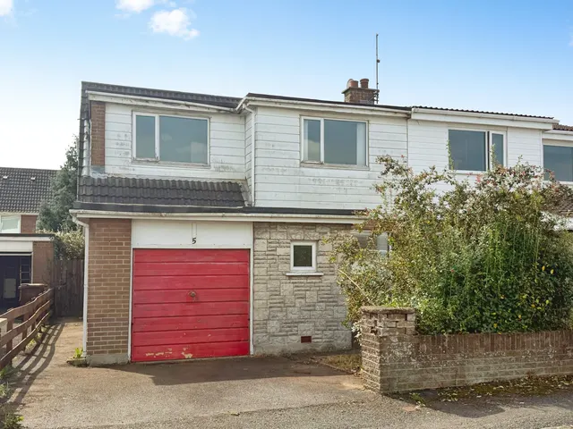 Cairnmore Drive, Lisburn, BT28, photo 1