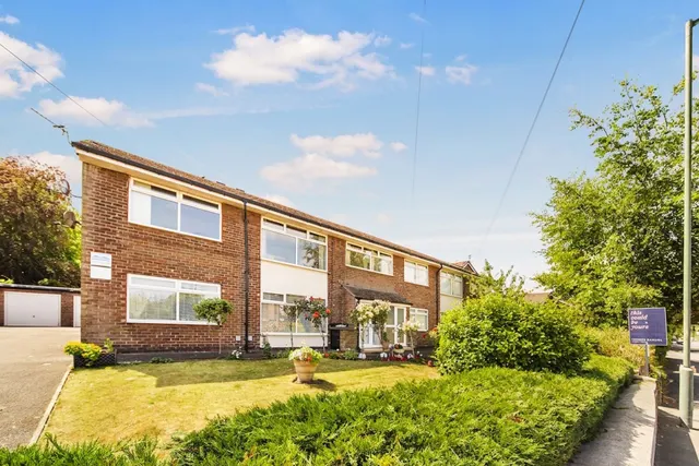 Long Lane, Aughton, L39, photo 1