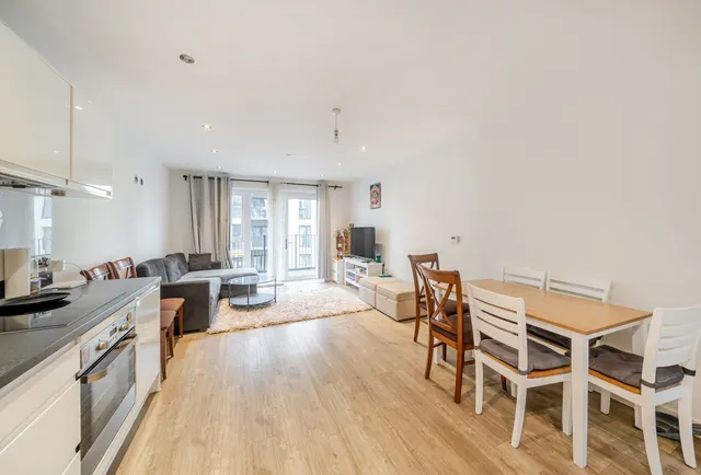 Westmoreland Road, London, NW9 9DR, photo 1