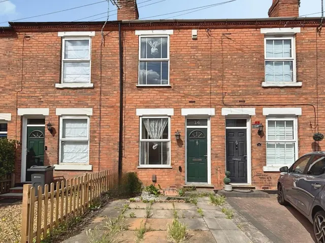 Florence Avenue, Sutton Coldfield, photo 1