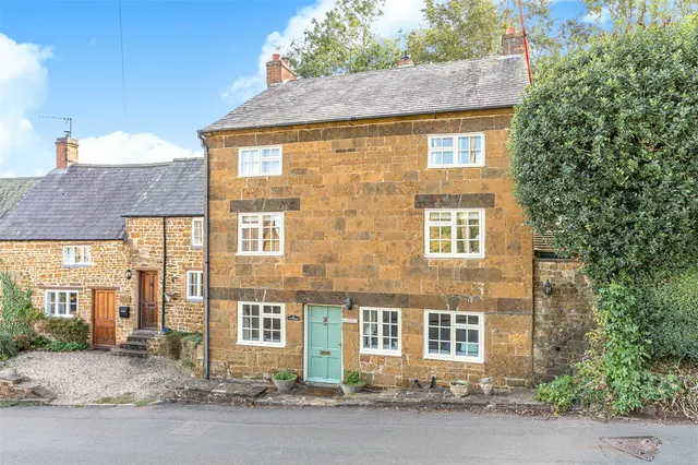 Church Hill, Warmington, OX17, photo 1