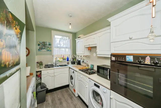 Maryvale Court, Lichfield, WS14, photo 2