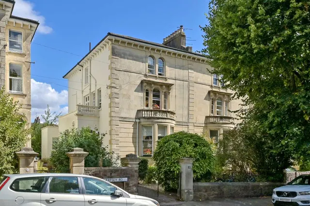 Chertsey Road, Bristol, BS6, photo 1