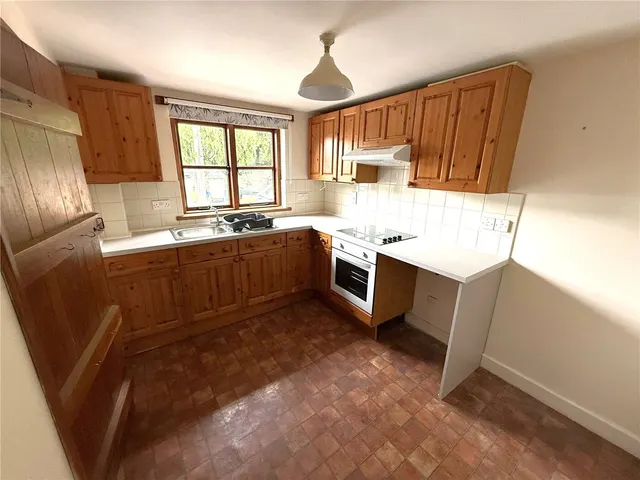 Station Road, Bampton, EX16, photo 3
