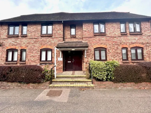Quaker Lane, Waltham Abbey, photo 1