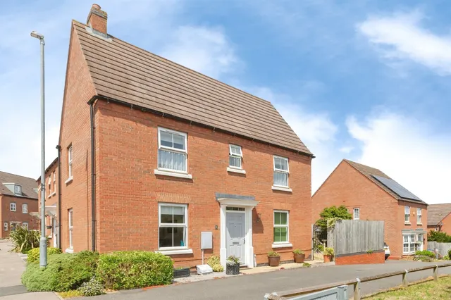 Antwerp Close, Hinckley, photo 1