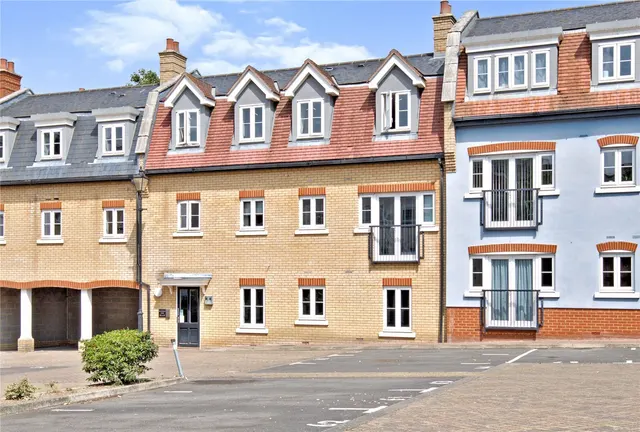 Roche Close, Rochford, Essex, SS4, photo 1