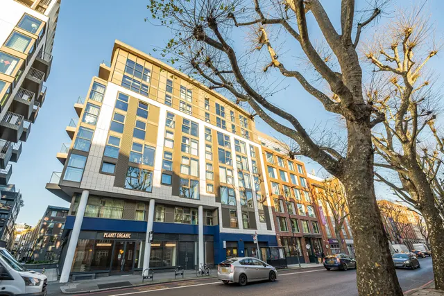Flat 503, 153 Tower Bridge Road, London, photo 1