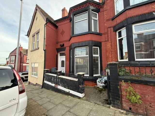 Town Road, Birkenhead, CH42, photo 1