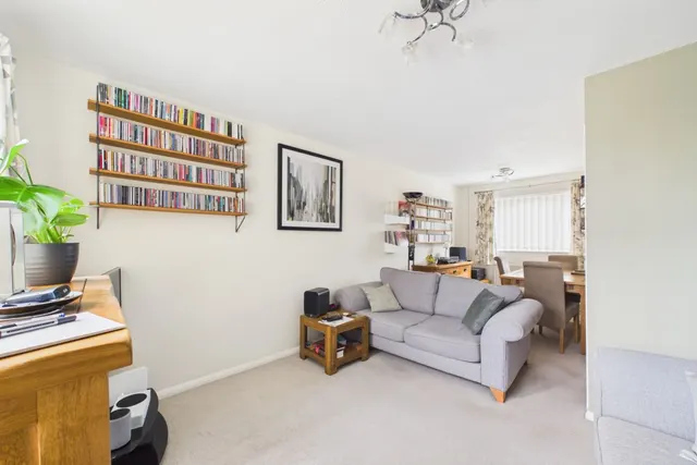 Steppingstone Place, Leighton Buzzard, LU7, photo 2