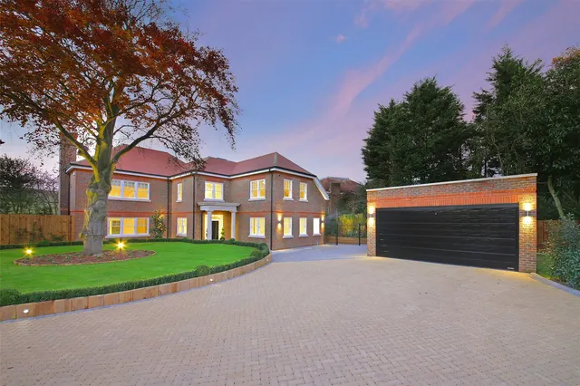 Hayden Close, Arkley, Barnet, Hertfordshire, EN5 3LT, photo 1