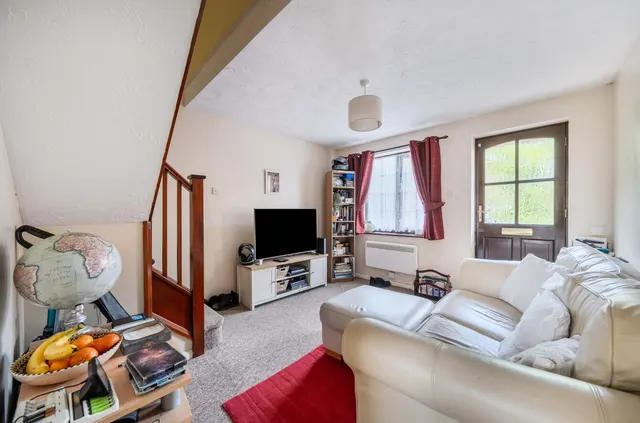 Haileybury Gardens, Hedge End, SO30, photo 2