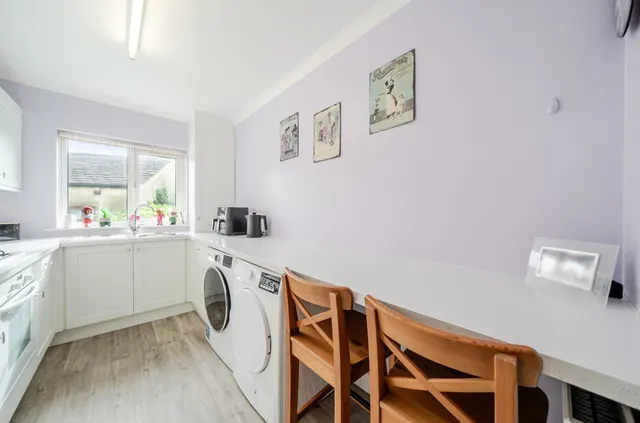 Mount Pleasant Court, Pudsey, LS28, photo 2