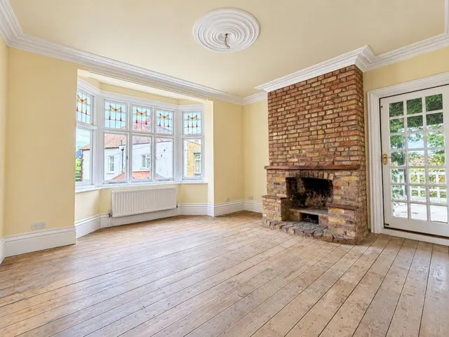 Whitefriars Crescent, Westcliff-on-Sea, SS0, photo 2