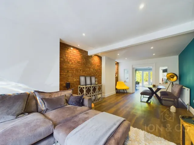 Moulton Way South, Moulton, NN3, photo 2