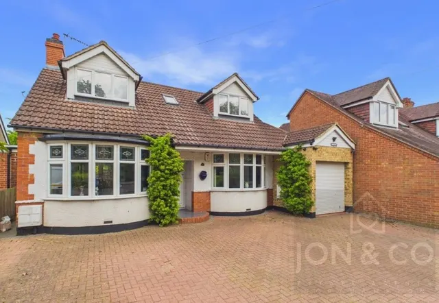 Moulton Way South, Moulton, NN3, photo 1