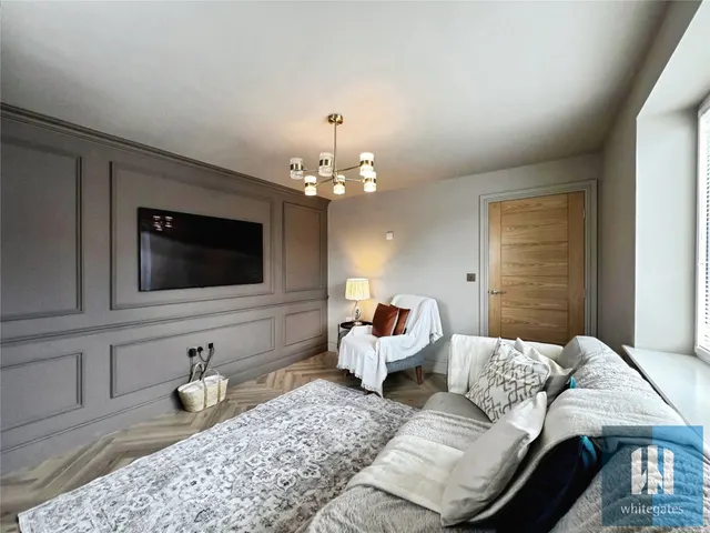 Kings Head Road, Mirfield, WF14, photo 3