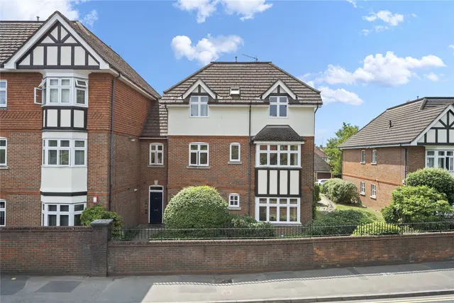 Photo 2 — Balfour Road, Weybridge, Surrey, KT13