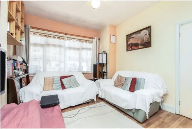 Thornton Heath, CR7, photo 2