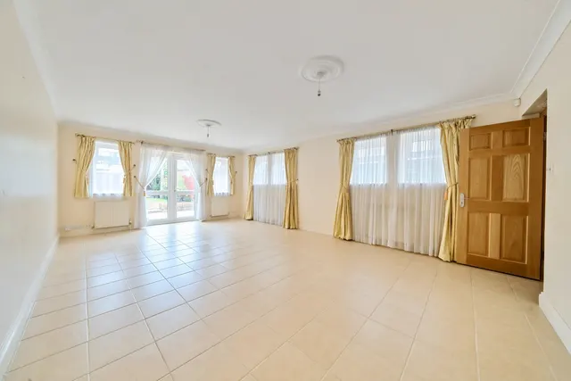 Worthington Road, Surbiton, KT6, photo 2