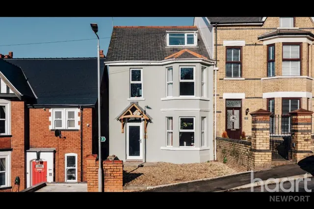 Kensington Place, Newport, NP19, photo 1