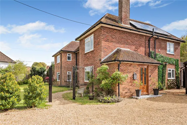 George Street, Kingsclere, RG20, photo 2