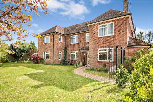 George Street, Kingsclere, RG20, photo 1