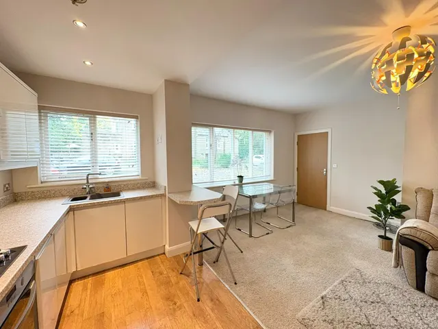 Dudley Road, Whalley Range, M16, photo 2