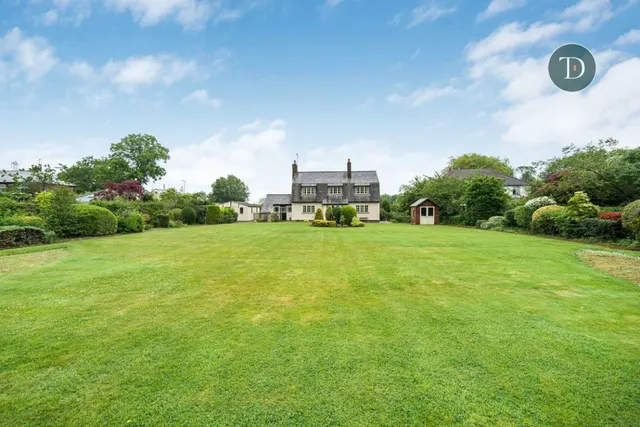 Photo 2 — Grove Road, Mollington, CH1 6LG
