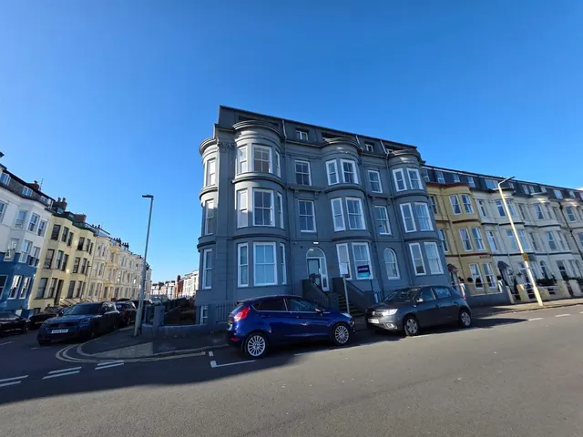 Blenheim Terrace, Scarborough, YO12, photo 1