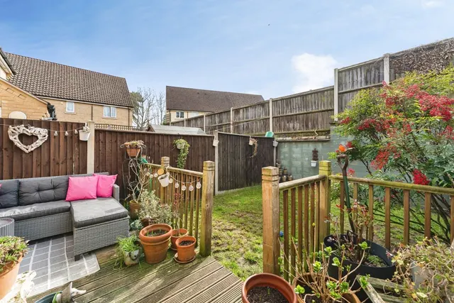 Photo 3 — Yew Drive, Brandon, Suffolk, IP27