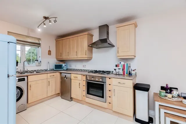 Nine Arches Way, Kettering, NN14, photo 2