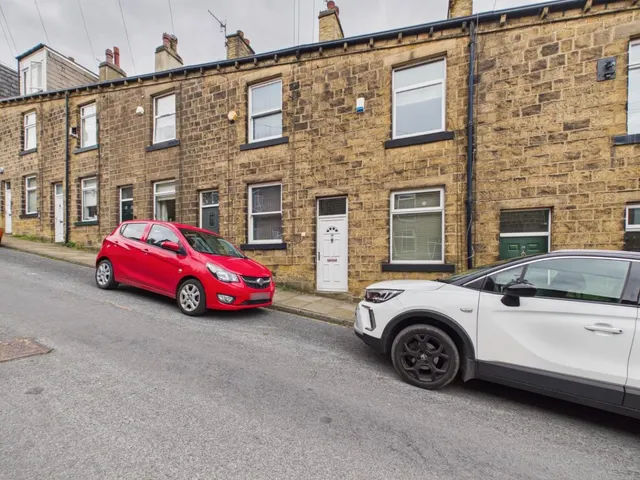 Stanley Street, Bingley, photo 1