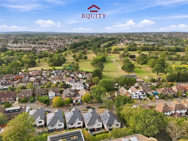 The Coppice, Enfield, photo 2