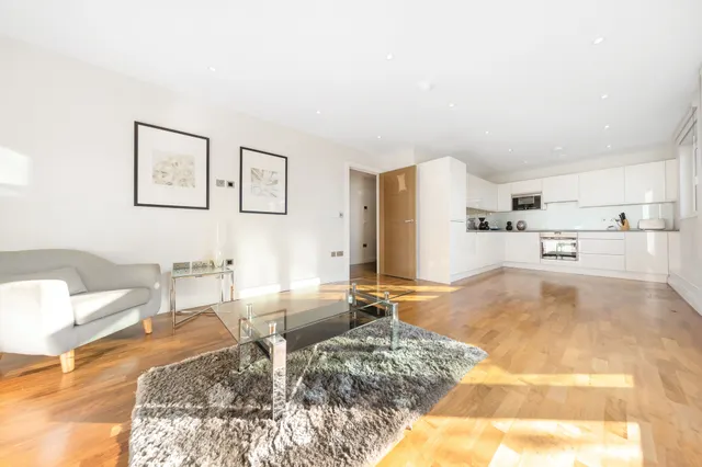 Photo 2 — 702 Sesame Apartments, 4 Holman Road, London