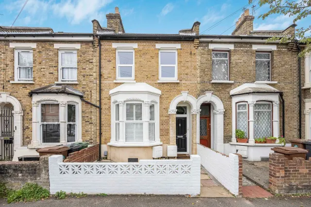 Leslie Road, Leytonstone, E11, photo 1