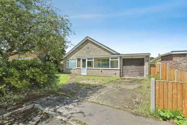 Churchill Close, Watton, IP25, photo 1