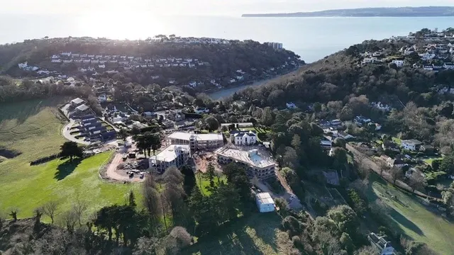 Ansteys Cove Road, Torquay, TQ1, photo 1