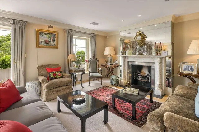 Eaton Square, London, SW1W, photo 2