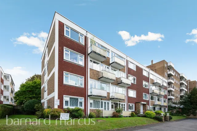 Putney Hill, Putney, photo 1