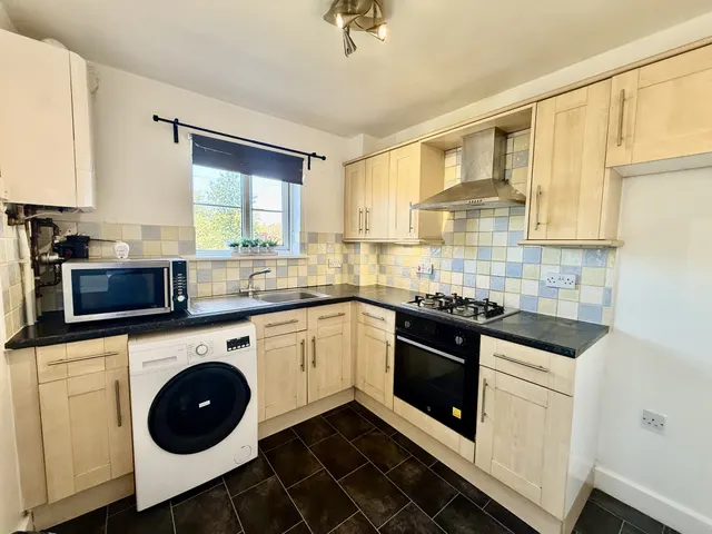 Photo 3 — Gower Place Chafford Hundred